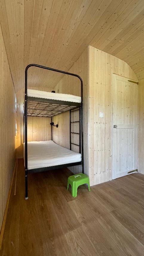 Glamping - Stylova Maringotka V Srdci Ladova Kraje, Pobliz Hlavniho Mesta Prahy Stribrna Skalice Eksteriør bilde
